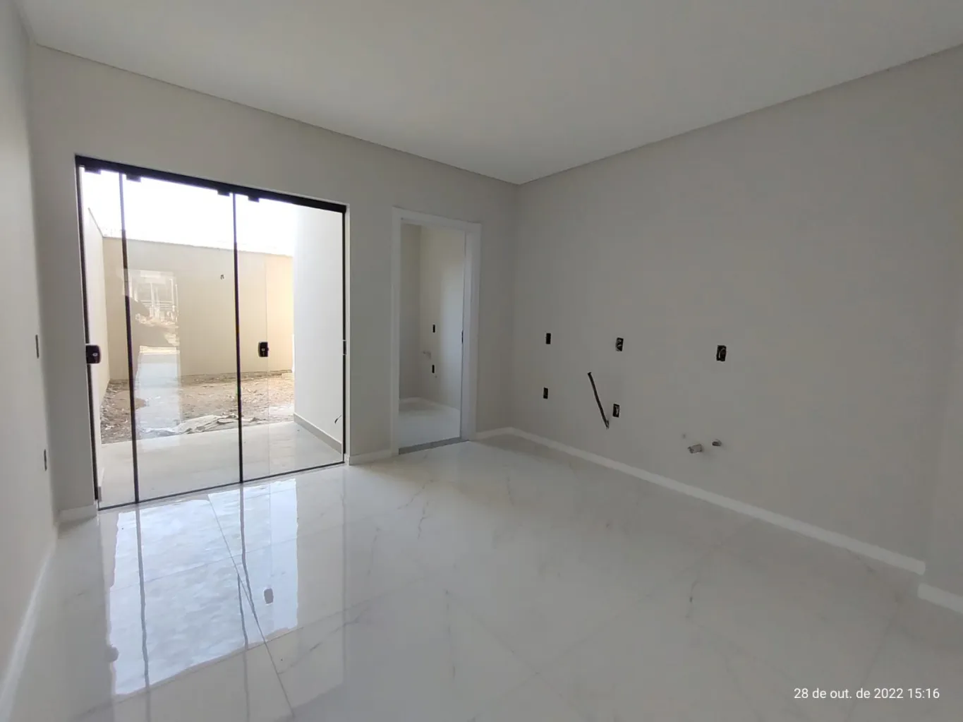 Amplo sobrado com 02 suítes. — foto 4