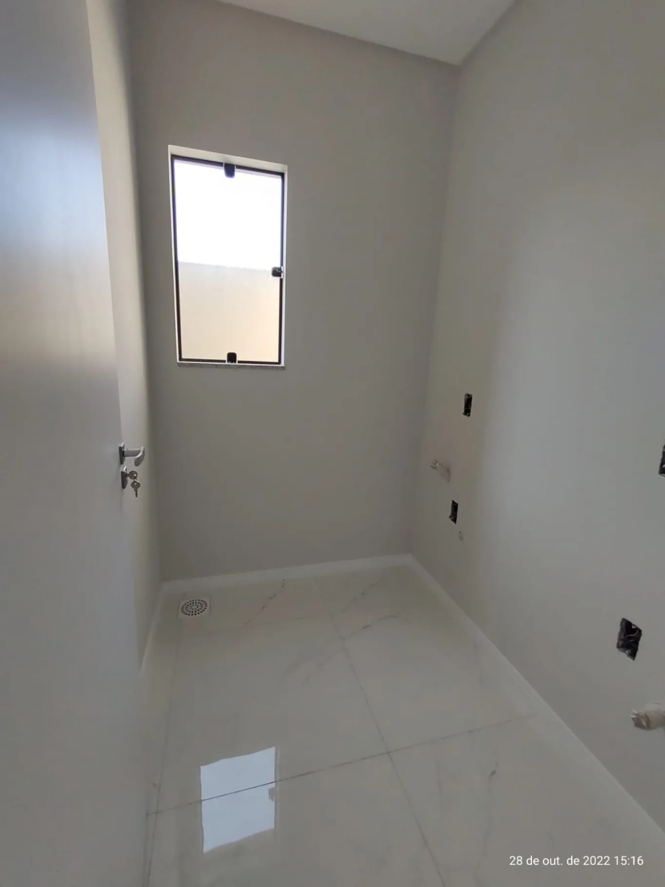 Amplo sobrado com 02 suítes. — foto 6