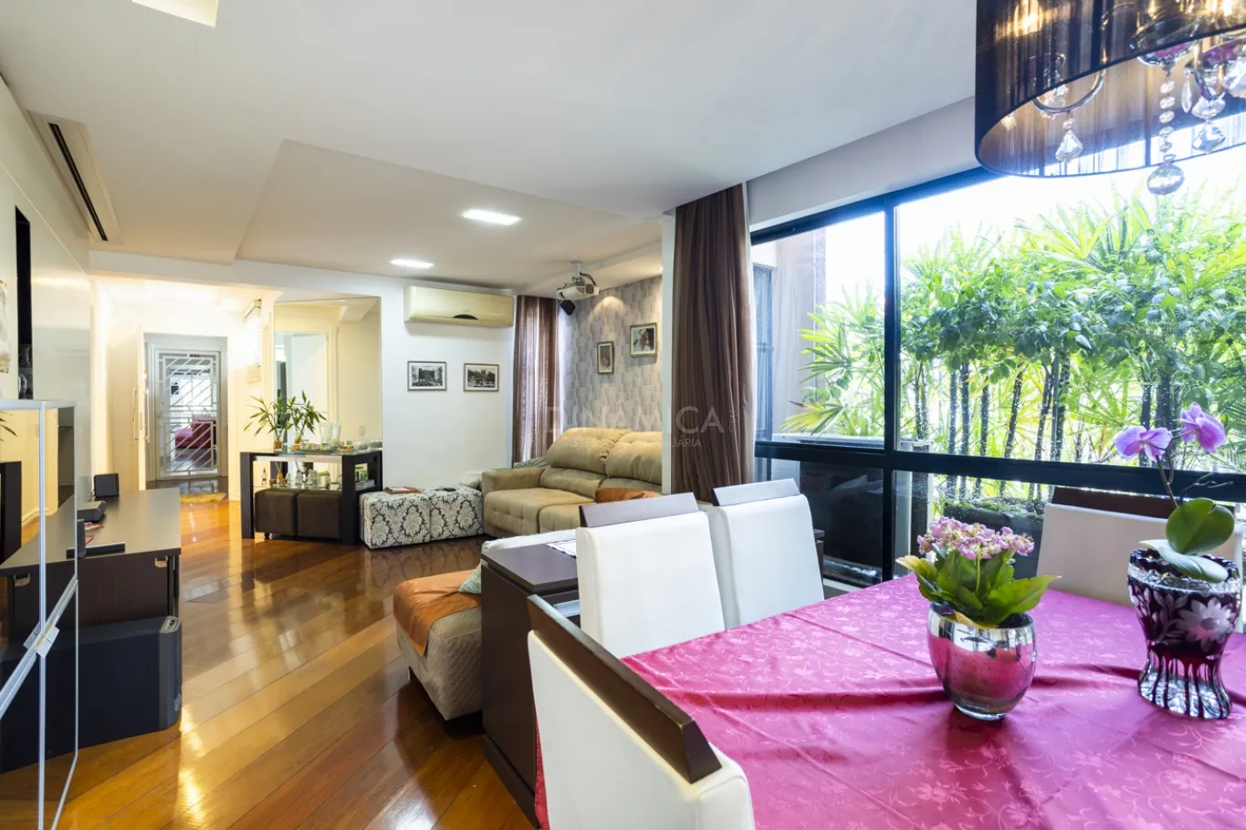 Lindo apartamento Garden com 3 dormitórios mais dependência de empregada, semi mobiliado a venda no bairro Ponta Aguda em Blumenau-SC!! — foto 2