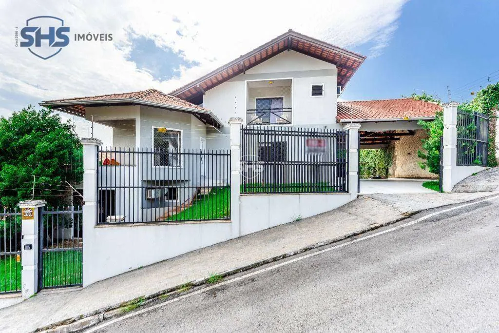 Casa com 3 dormitórios à venda, 327 m por R$ 1.750.000,00 - Centro - Gaspar/SC - foto 1