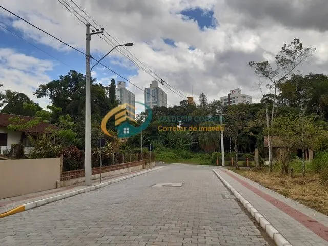 Terreno 2.566m à venda em Blumenau no Bairro Velha - foto 1