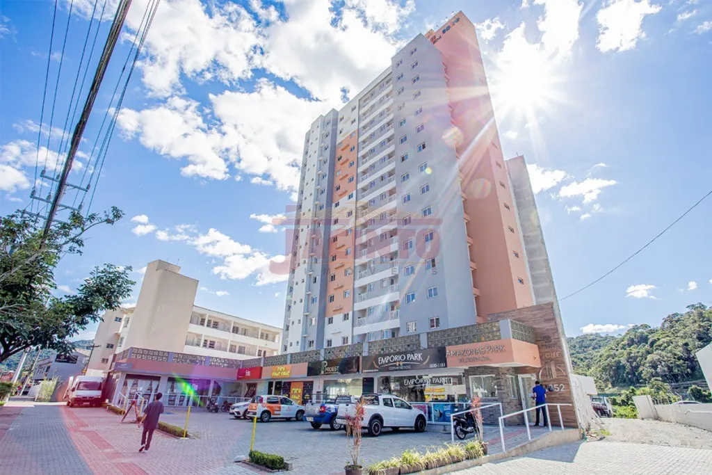 Apartamento semi mobiliado com 2 dormitórios no Amazonas Park, bairro Garcia - foto 1