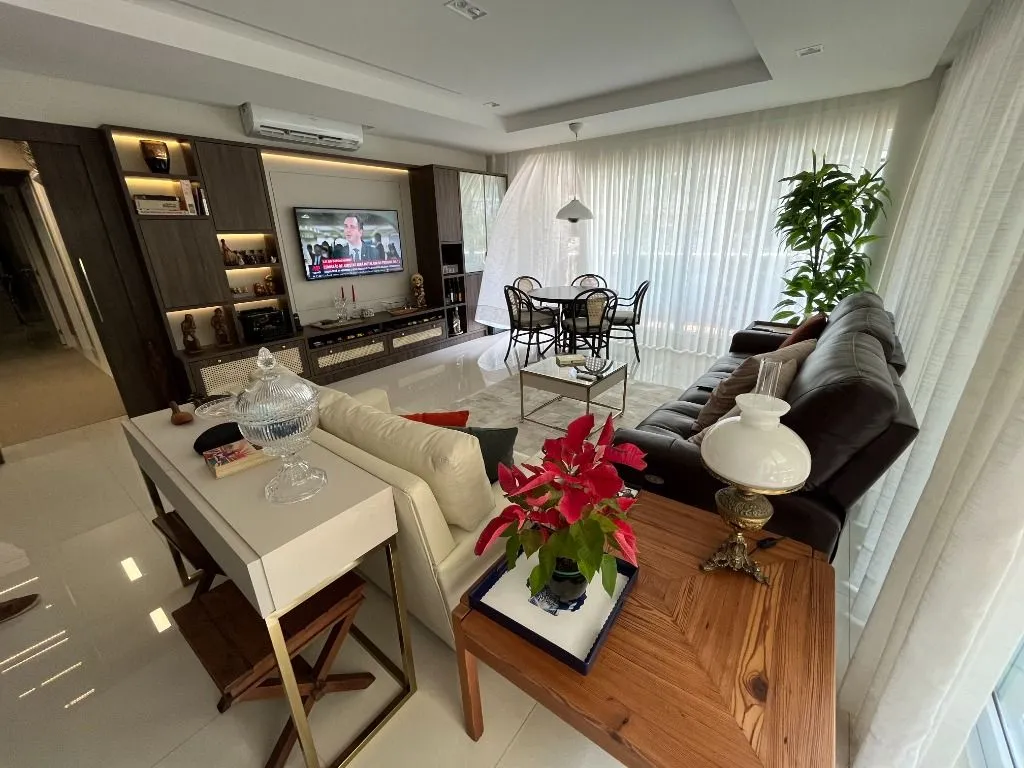 Apartamento em Florianópolis - foto 1