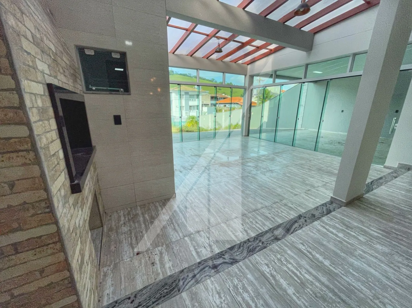 Veja esta maravilhosa residência em Gaspar, próxima ao charmoso clube Bela Vista! Venha conferir com um de nossos corretores! — foto 7