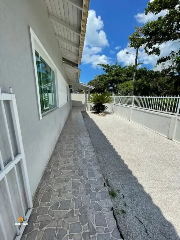 Casa com 3 dormitórios à venda, 130 m - Centro - Balneário Piçarras/SC — foto 2