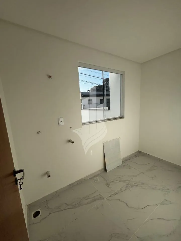 Sobrado de esquina no bairro Escola Agrícola!! — foto 5