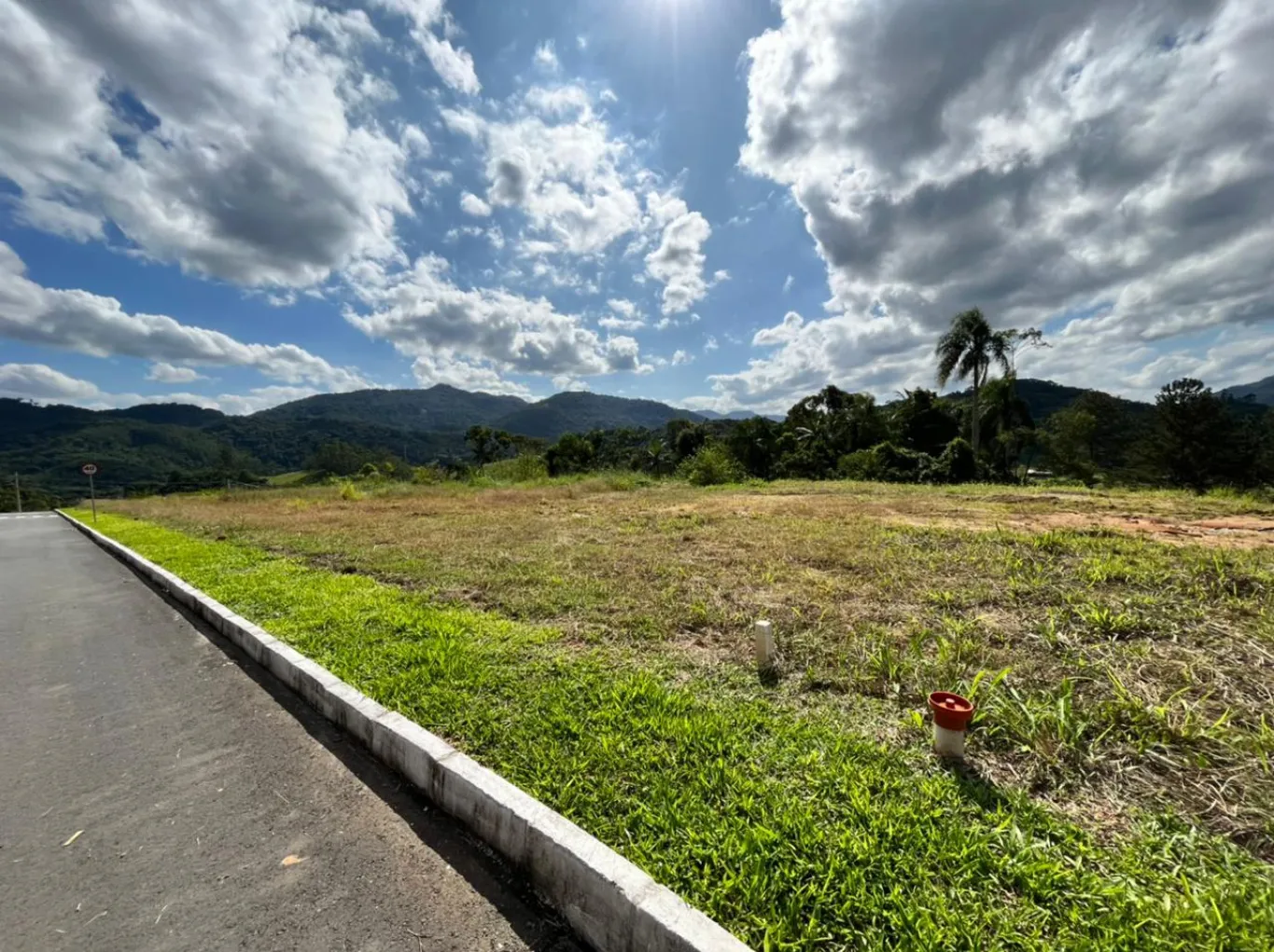 Terrenos com 450m em Pomerode com ótima estrutura para construção do seu lar. — foto 5