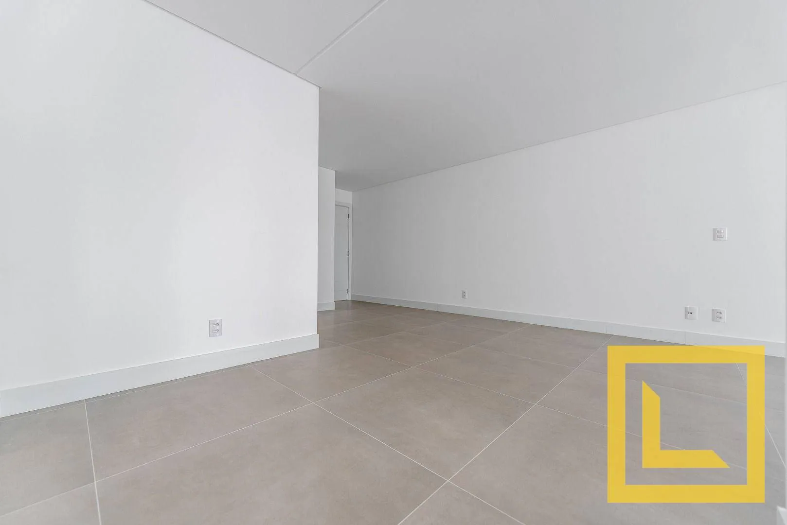 Apartamento com 3 Suítes à venda com 106m no Centro de Blumenau/SC — foto 3