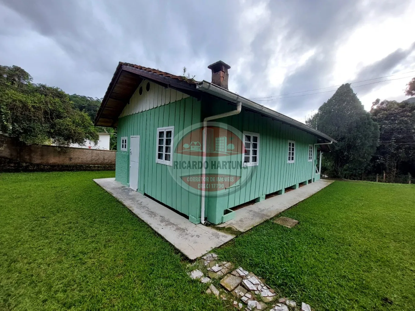 Excelente casa mista, cercada da natureza, para quem ama viver em contato com a natureza e preza por uma alimentação saudável, livre de agrotóxicos — foto 3