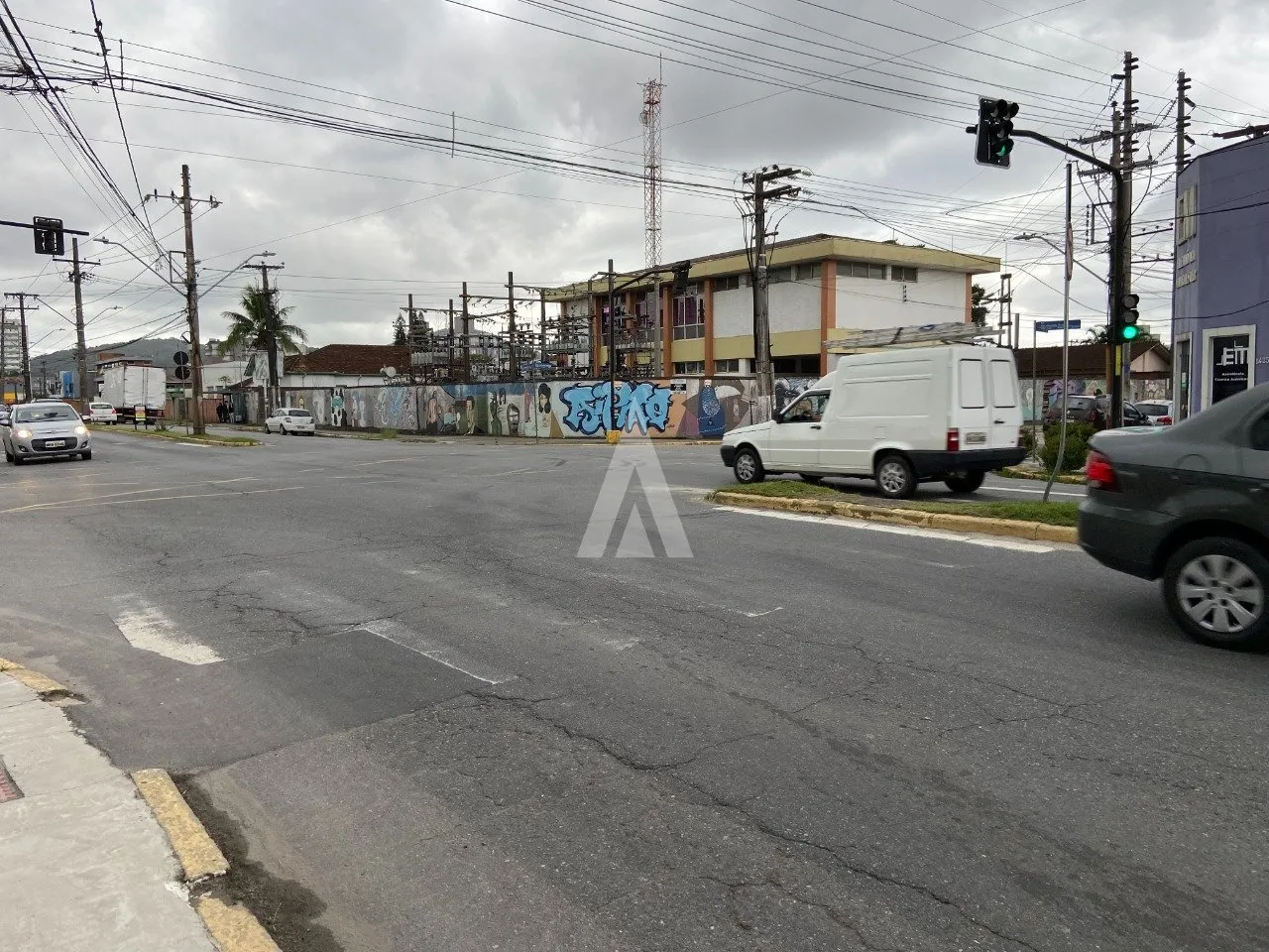 Prédio Comercial à venda no bairro Bucarein em Joinville, por R$ 1.650.000.00. — foto 7