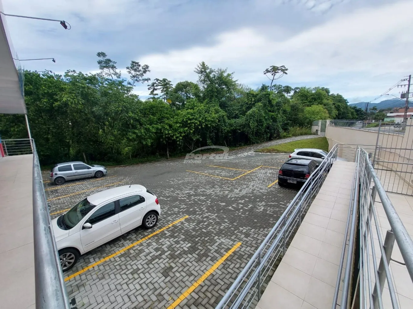 Apartamento localizado no bairro da Velha com 2 dormitórios — foto 2
