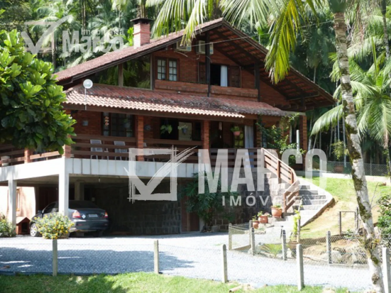 Excelente Sítio no Bairro Testo Rega com área de 12.118m e casa com 207,75m. - foto 1