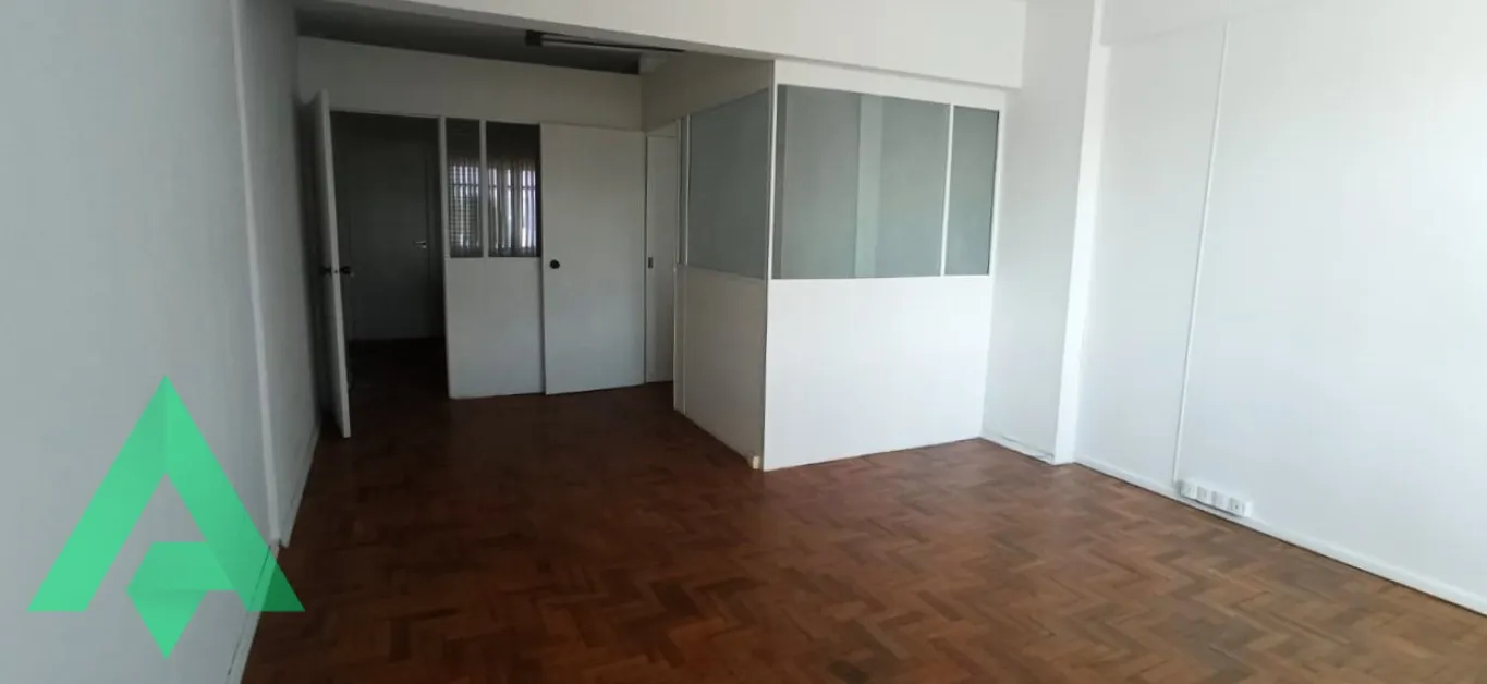 Sala comercial com 40m para locação por R$ 1.400,00 - Bairro Centro - Blumenau/SC — foto 2