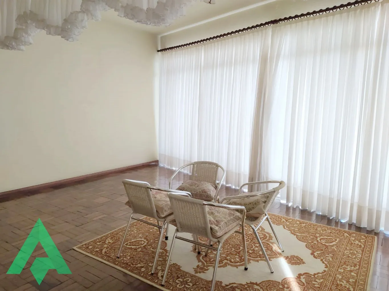 Imóvel residencial/comercial, com 3 pavimentos no Bairro da Velha!! — foto 4
