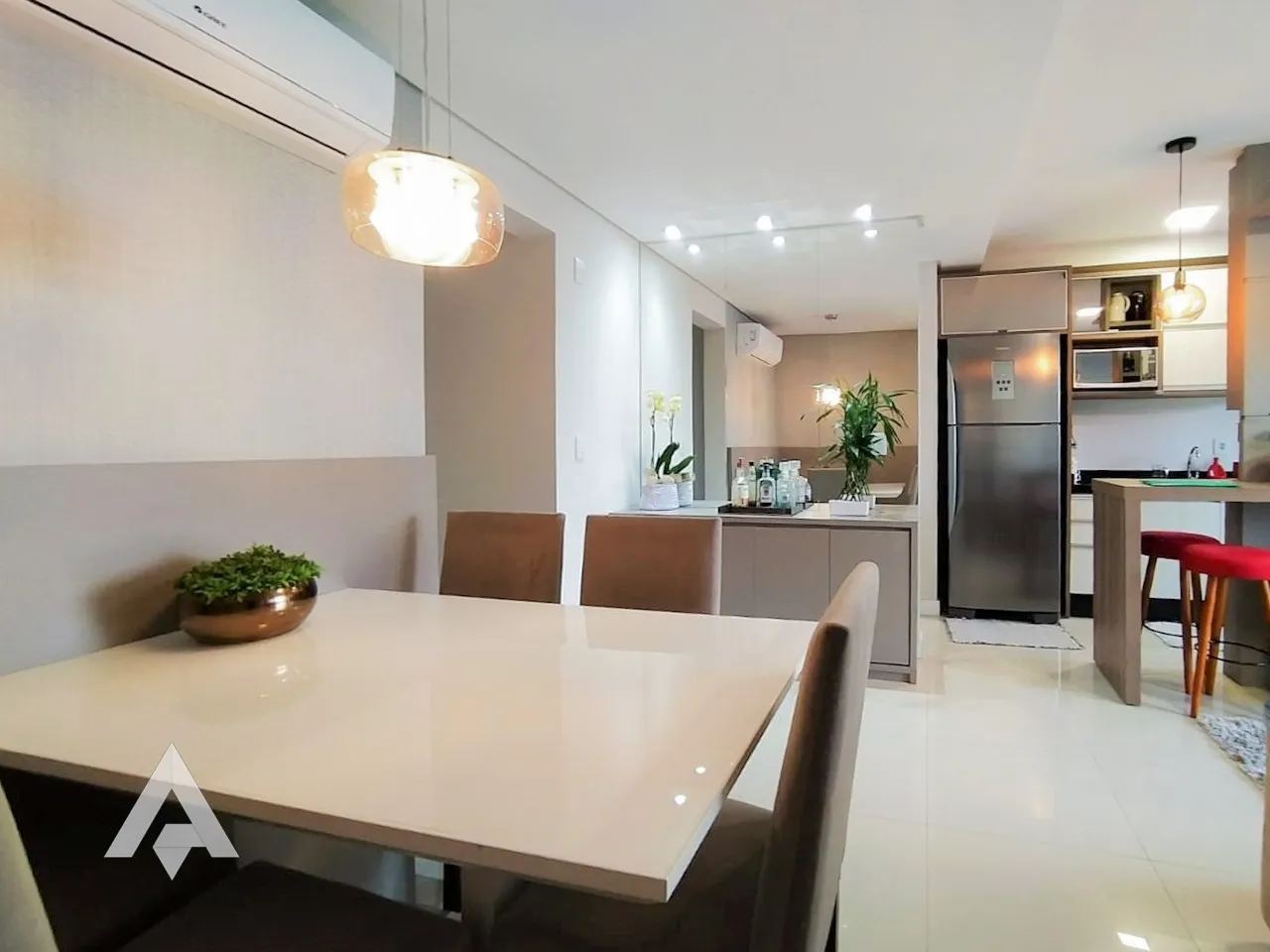 Apartamento mobiliado à venda por R$680.000,00 - Bairro Velha - Blumenau/SC — foto 2