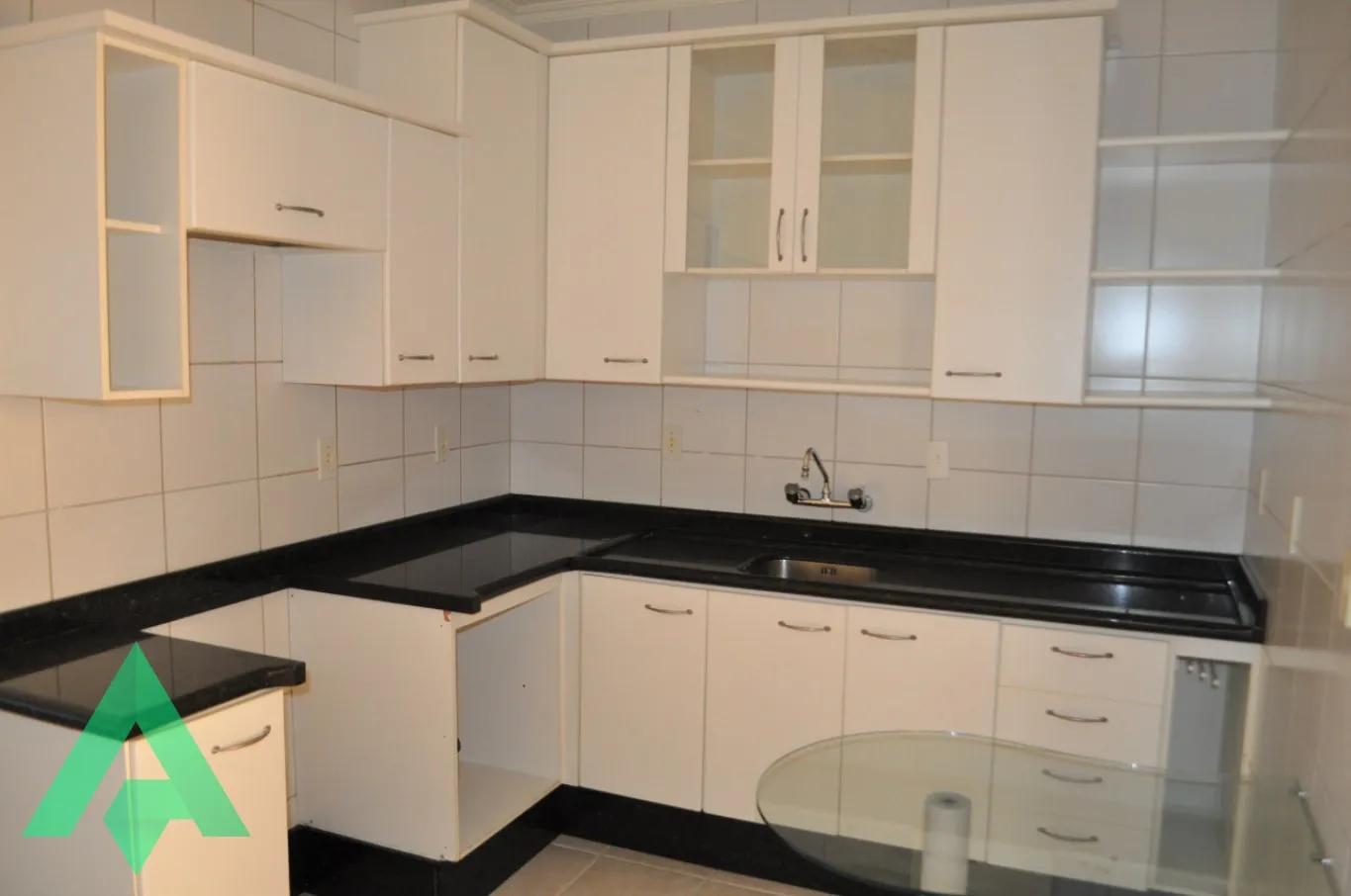 Apartamento de 3 dormitórios à venda no Bairro Victor Konder! — foto 2
