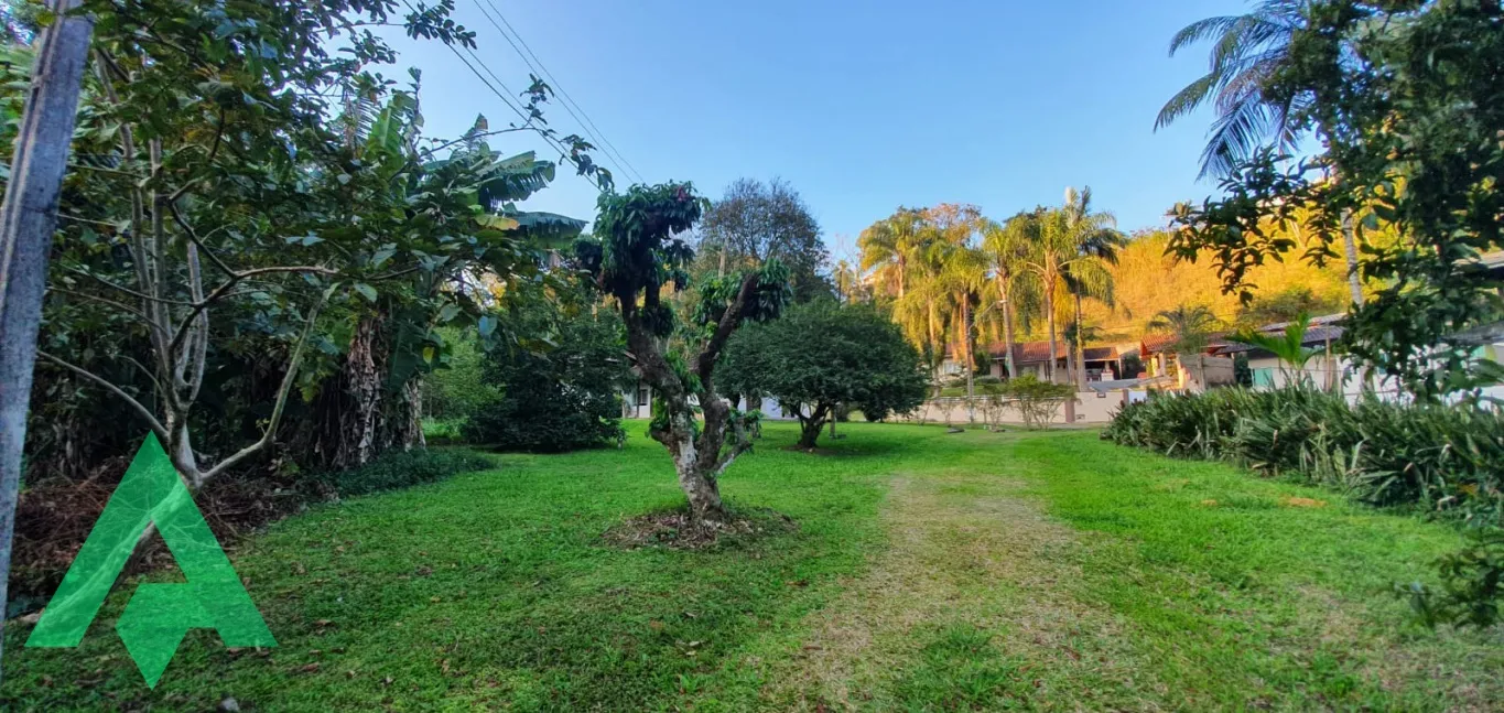 Espetacular terreno, próximo a Igreja Nossa Senhora Aparecida e Elétrica Zata, no Bairro Itoupava Norte! - foto 1