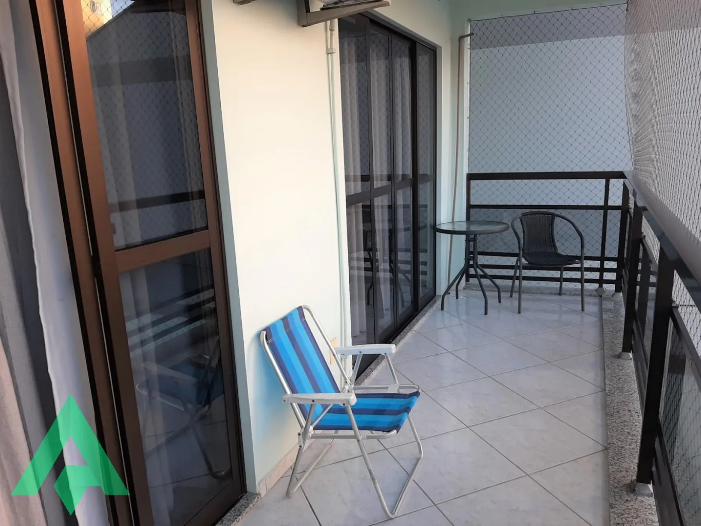 Prédio Comercial e Residencial no Bairro da Velha, em excelente localização! — foto 2