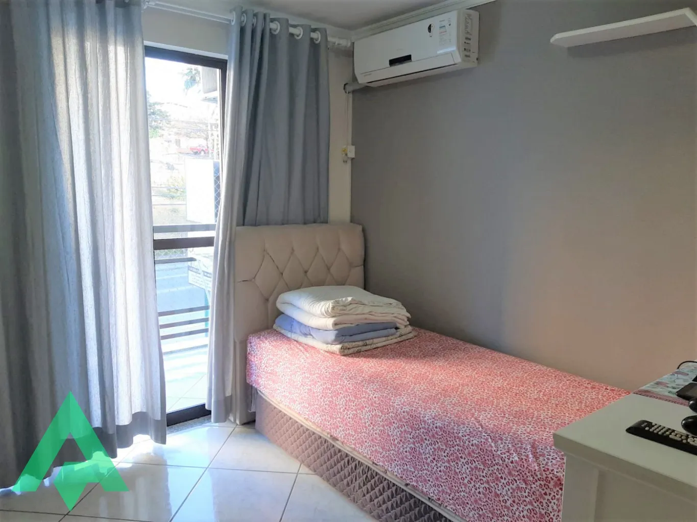 Prédio Comercial e Residencial no Bairro da Velha, em excelente localização! — foto 3