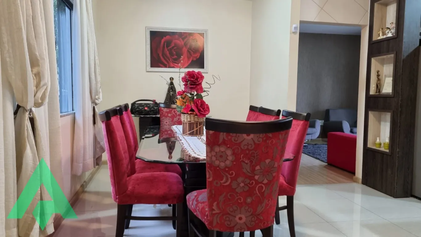 Excelente casa semi mobiliada, super espaçosa, no Bairro Salto do Norte! — foto 5