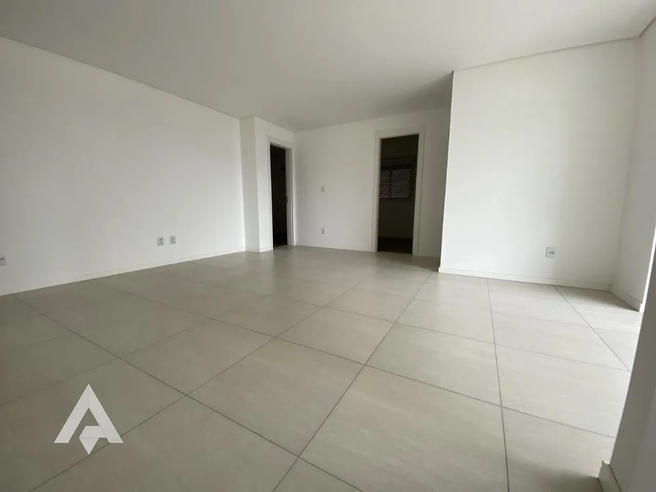 Apartamento de 3 dormitórios à venda no Bairro Vila Nova! — foto 4