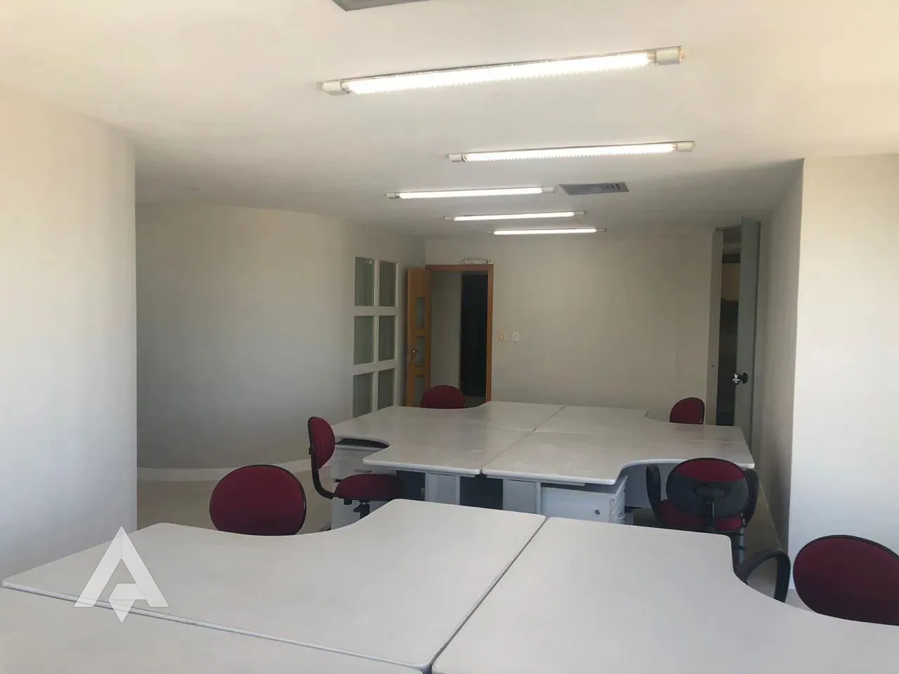 Sala comercial de 106.87 m à venda no Centro de Blumenau! — foto 2