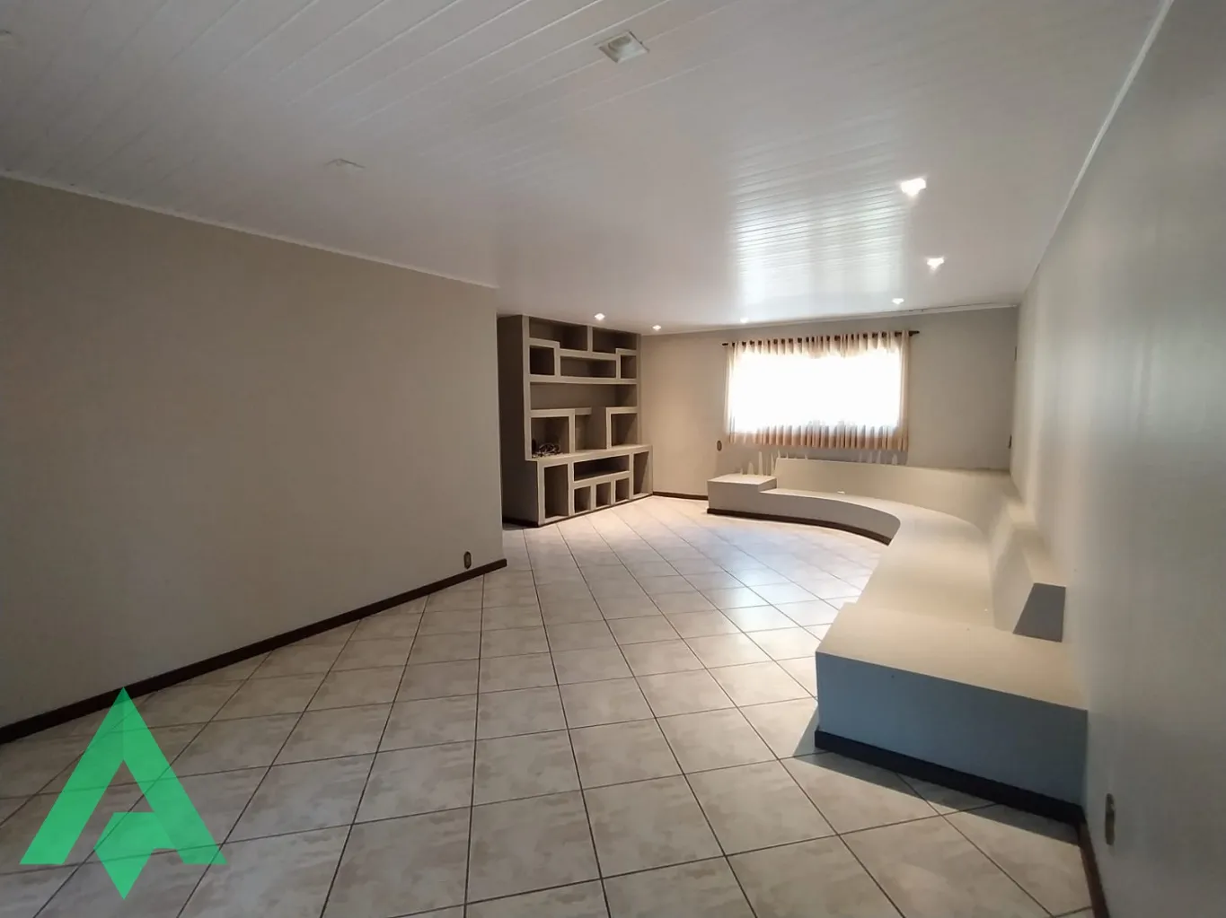 Casa com 5 dormitórios à venda por R$ 600.000,00 - Bairro Velha - Blumenau/SC — foto 5