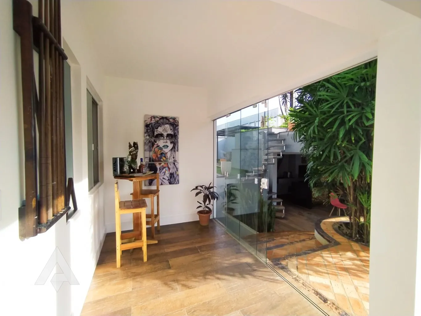 Casa 100% mobiliada, com 5 quartos, área de festas, suíte máster e 8 vagas, no bairro Itoupava Norte. — foto 7