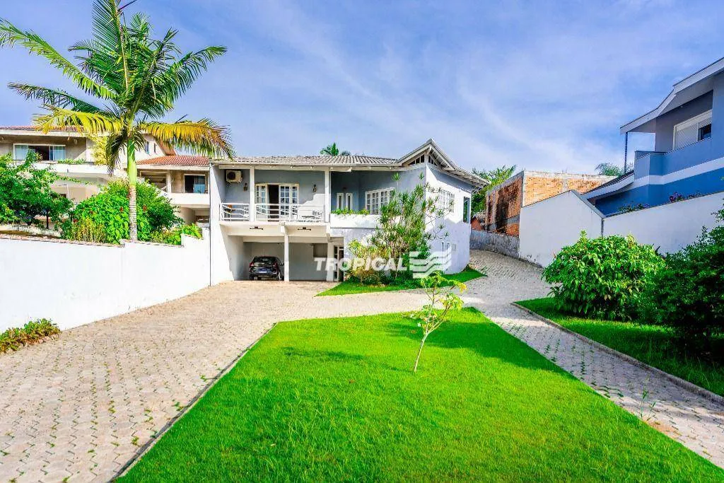 Casa com 4 dormitórios à venda, 261 m por R$ 2.100.000,00 - Garcia - Blumenau/SC - foto 1