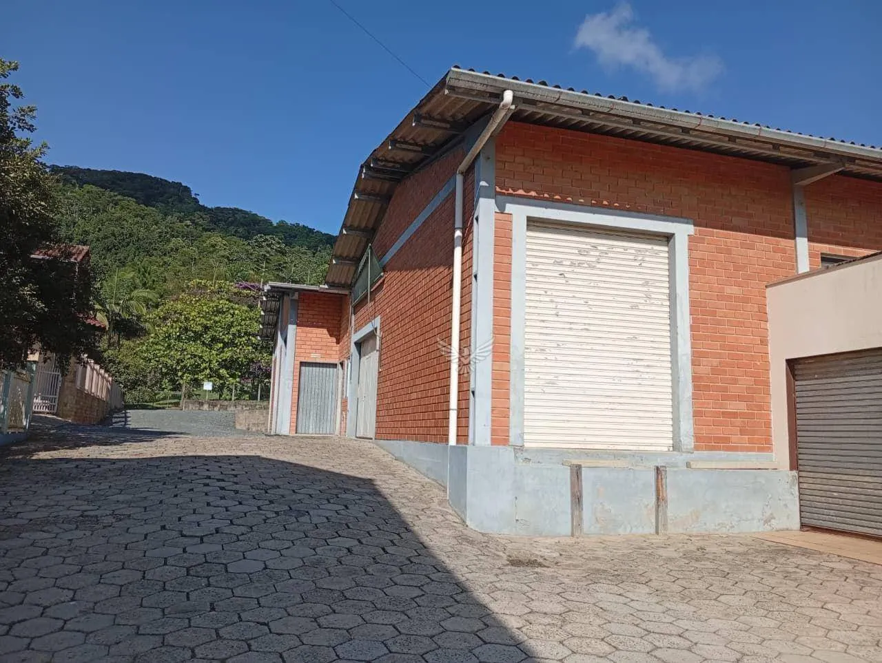 Galpão para alugar, 407 m por R$ 5.500,00/mês - Testo Salto - Blumenau/SC - foto 1