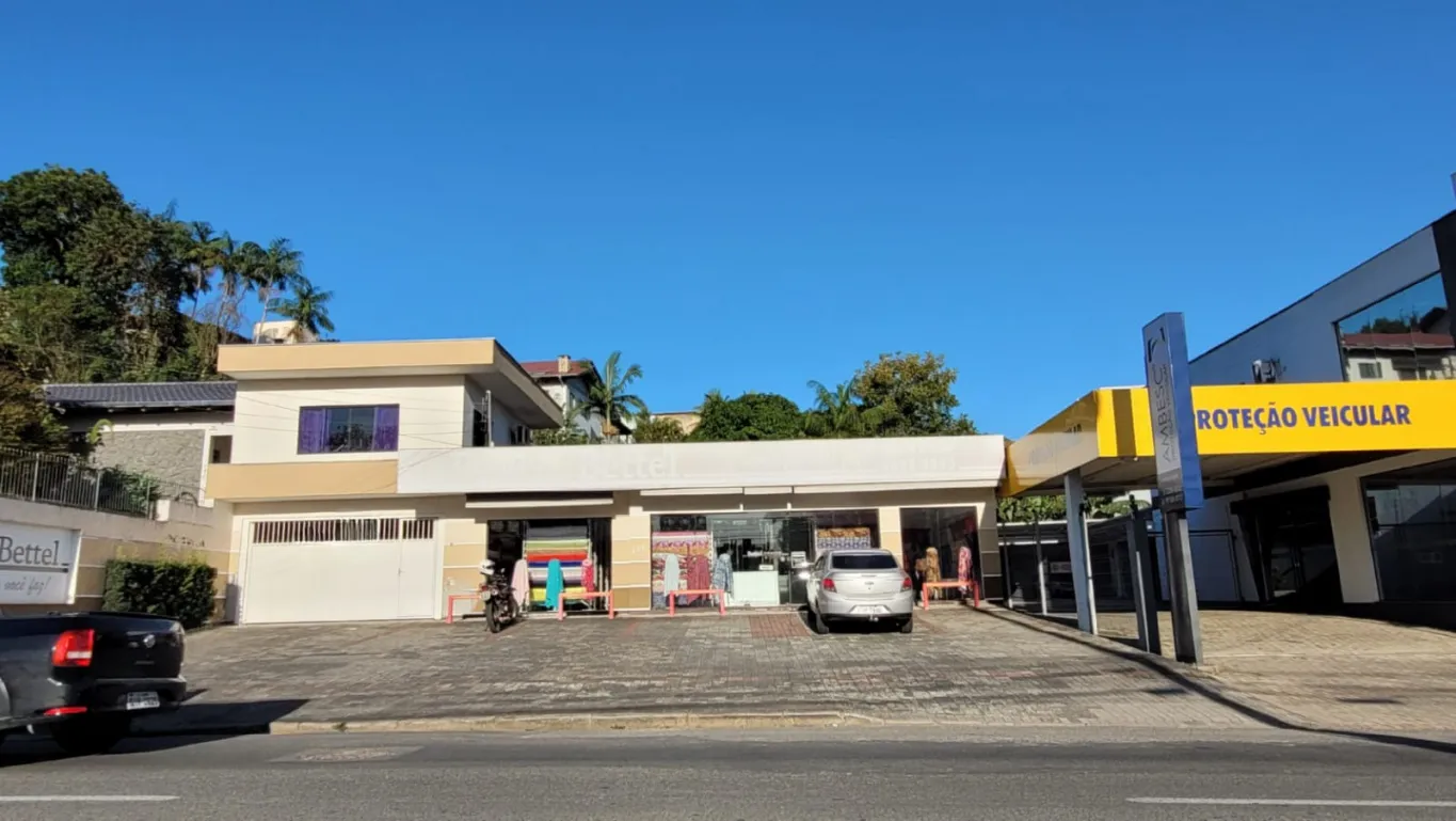 Ampla casa comercial à venda no bairro Itoupava Norte — foto 2