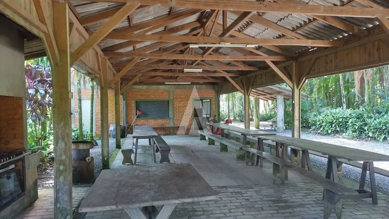 Chácara com 2 quarto(s) à venda no bairro Vila Nova em Joinville, por R$ 1.600.000.00. — foto 2