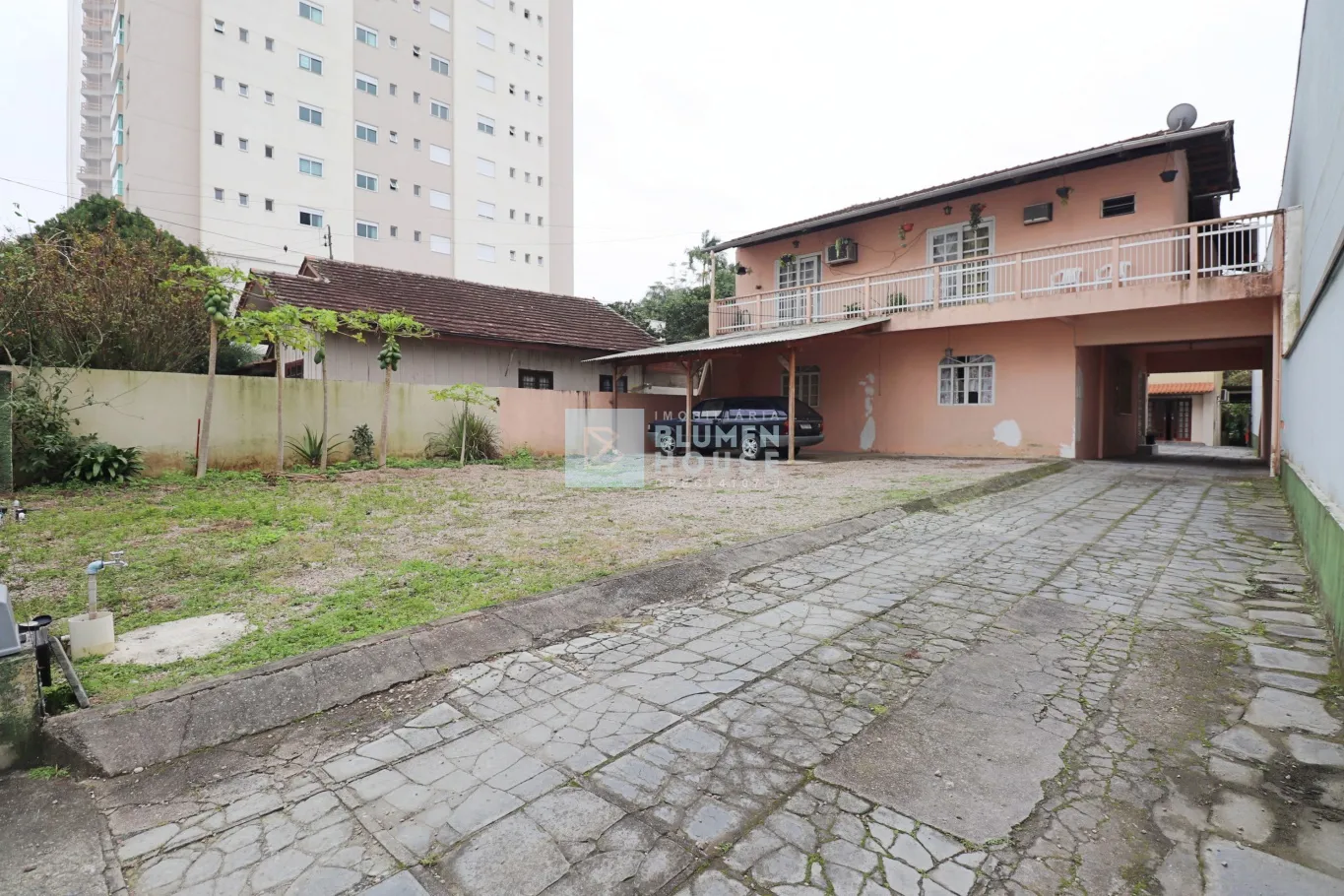 Amplo terreno em ótima localização no bairro Velha! - foto 1