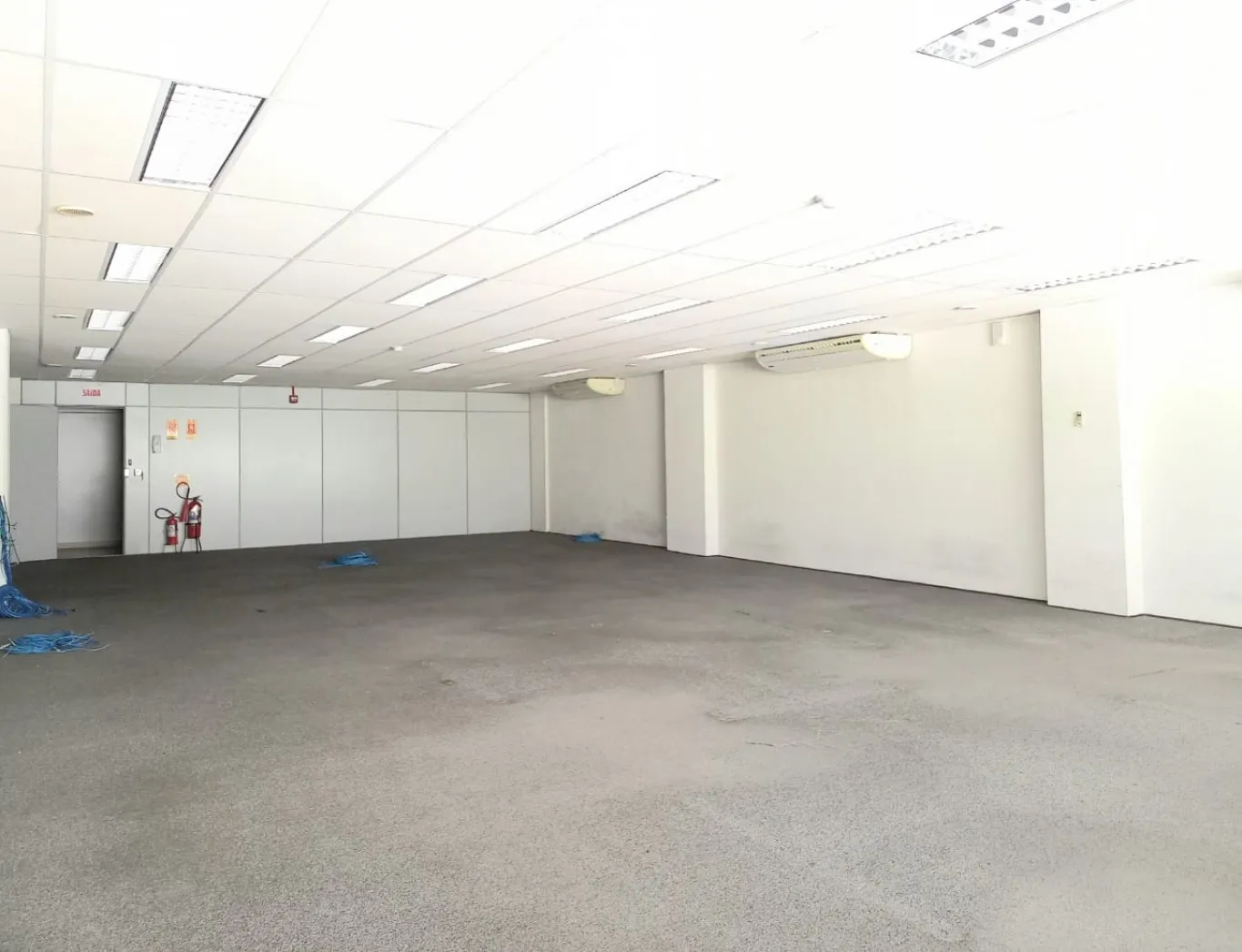 Sala Comercial Térrea no Shopping no bairro Centro em Blumenau — foto 7