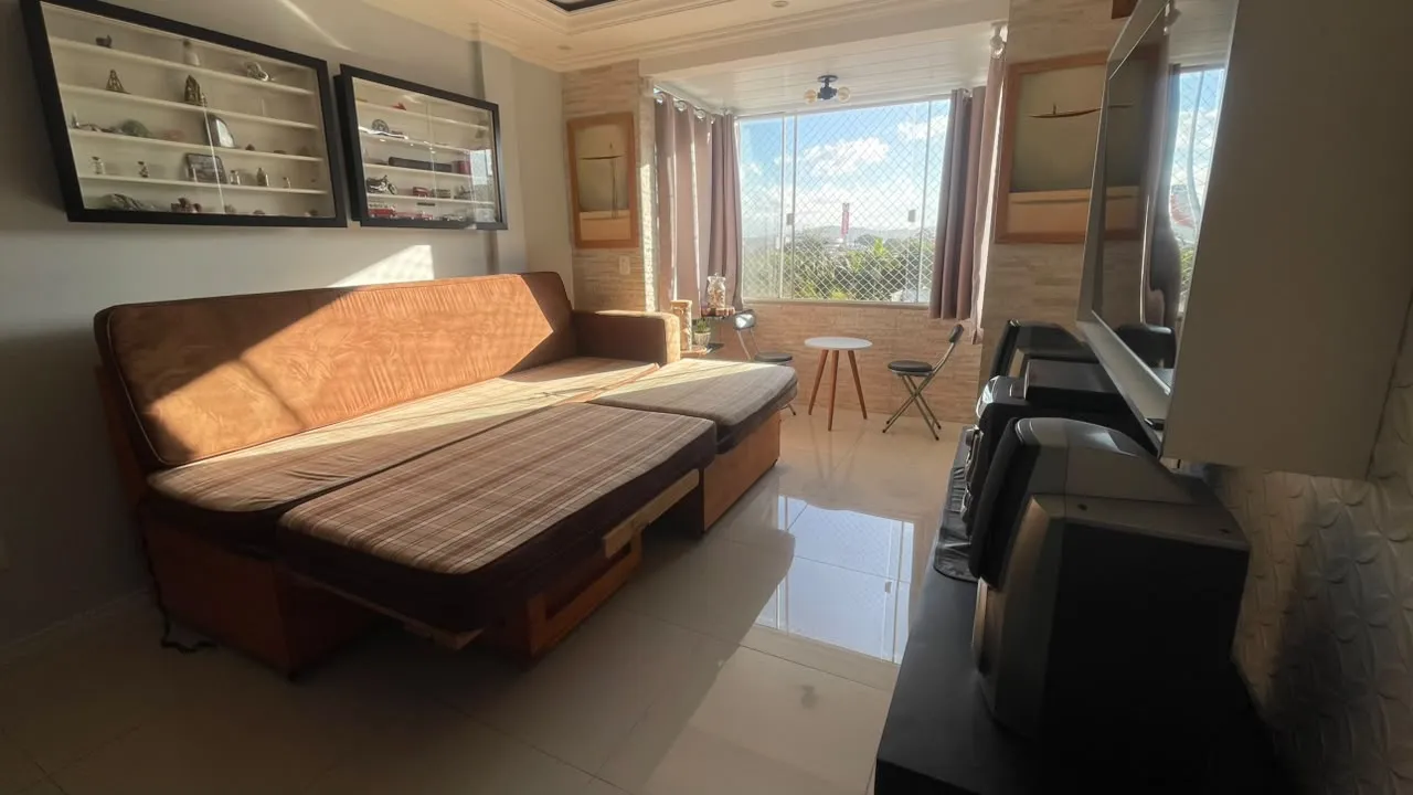 Apartamento à venda com 3 quartos, 1 vaga, 74m² na Avenida Governador Ivo Silveira no Capoeiras, Florianópolis