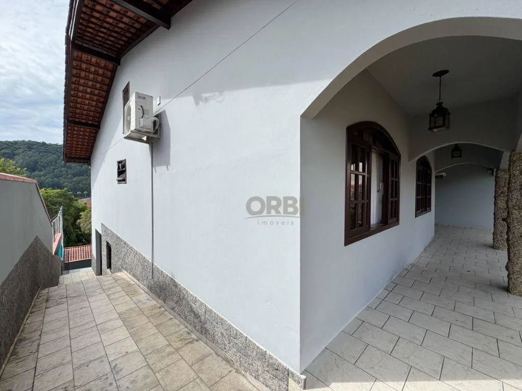 Casa com 3 dormitórios para alugar, 193 m por R$ 3.164,80/mês - Valparaíso - Blumenau/SC — foto 3