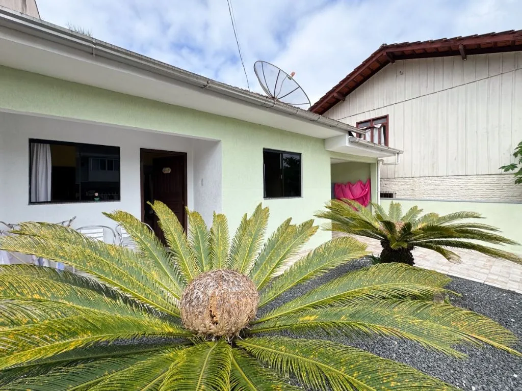 Casa com 3 dormitórios à venda, 102 m por R$ 450.000 - Bela Vista - Gaspar/SC | Orbi Imóveis - foto 1