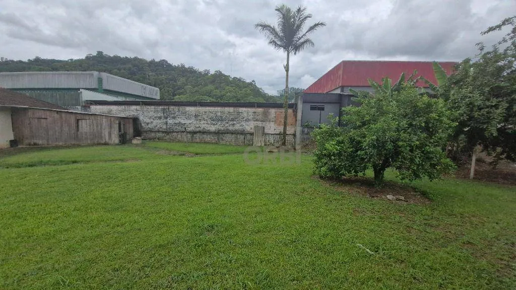 Casa em terreno Comercial com 3 dormitórios à venda, 2 m por R$ 590.000 - Belchior Central - Gaspar/SC — foto 3