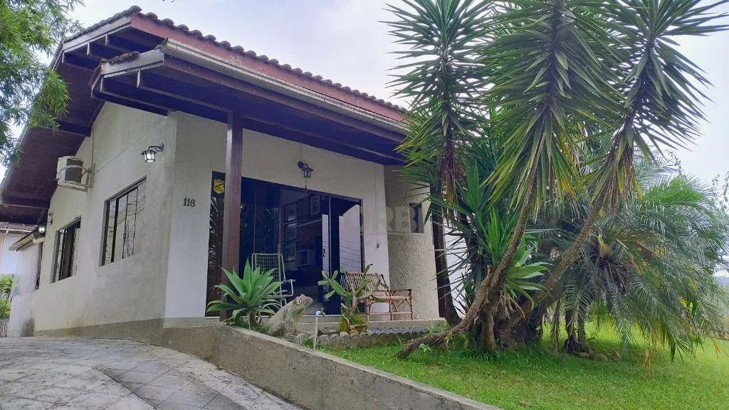 Casa à venda com 5 quartos e 2 suítes, 5 vagas, 655m² no Fortaleza, Blumenau - foto 1