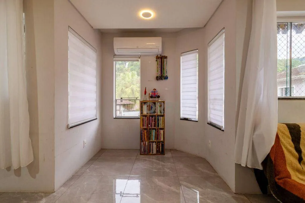Casa com 6 dormitórios à venda, 436 m por R$ 1.200.000,00 - Ribeirão Fresco - Blumenau/SC — foto 4