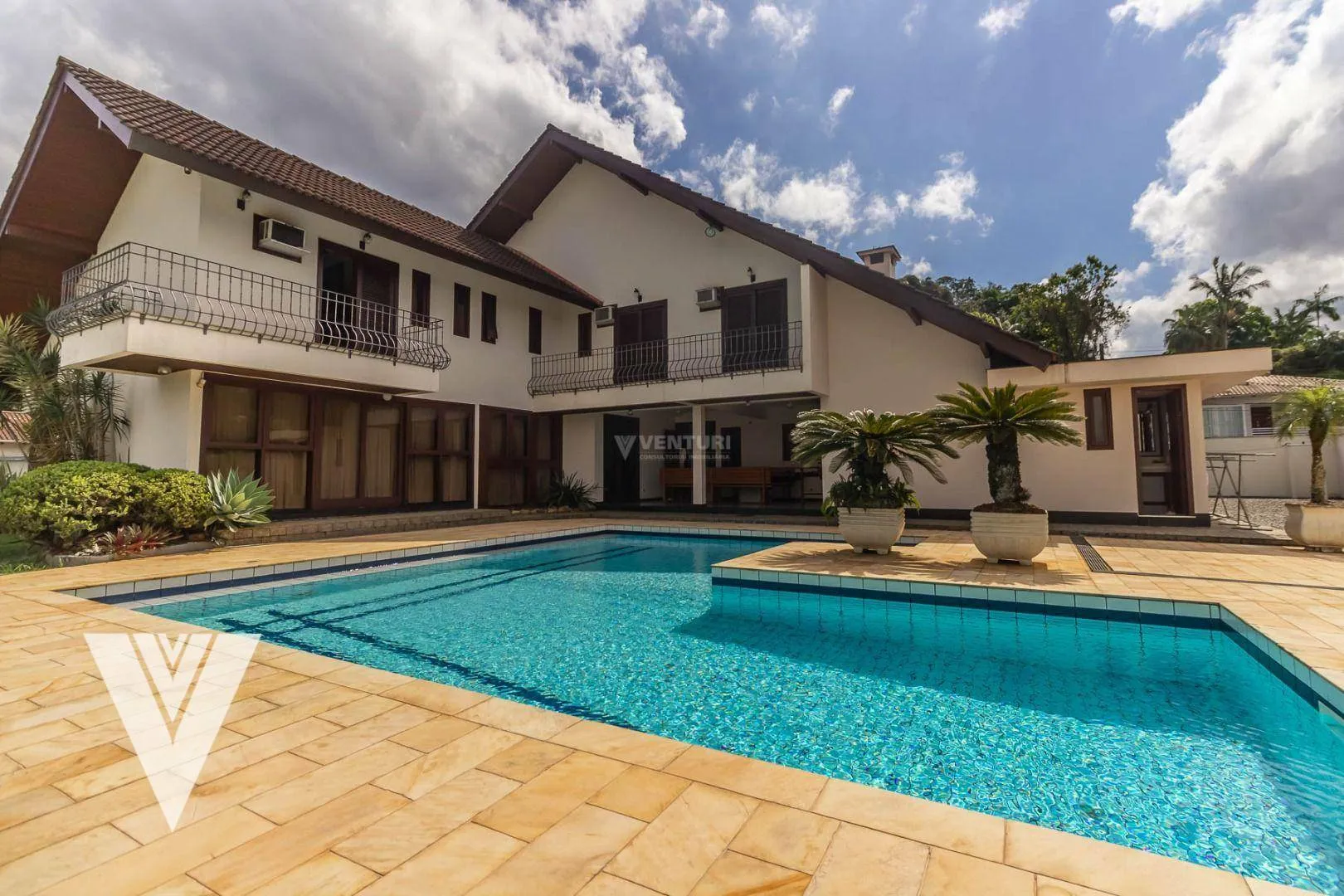 Casa com 5 suítes, 450 m por R$ 4.500.000 - Escola Agrícola - Blumenau/SC — foto 2