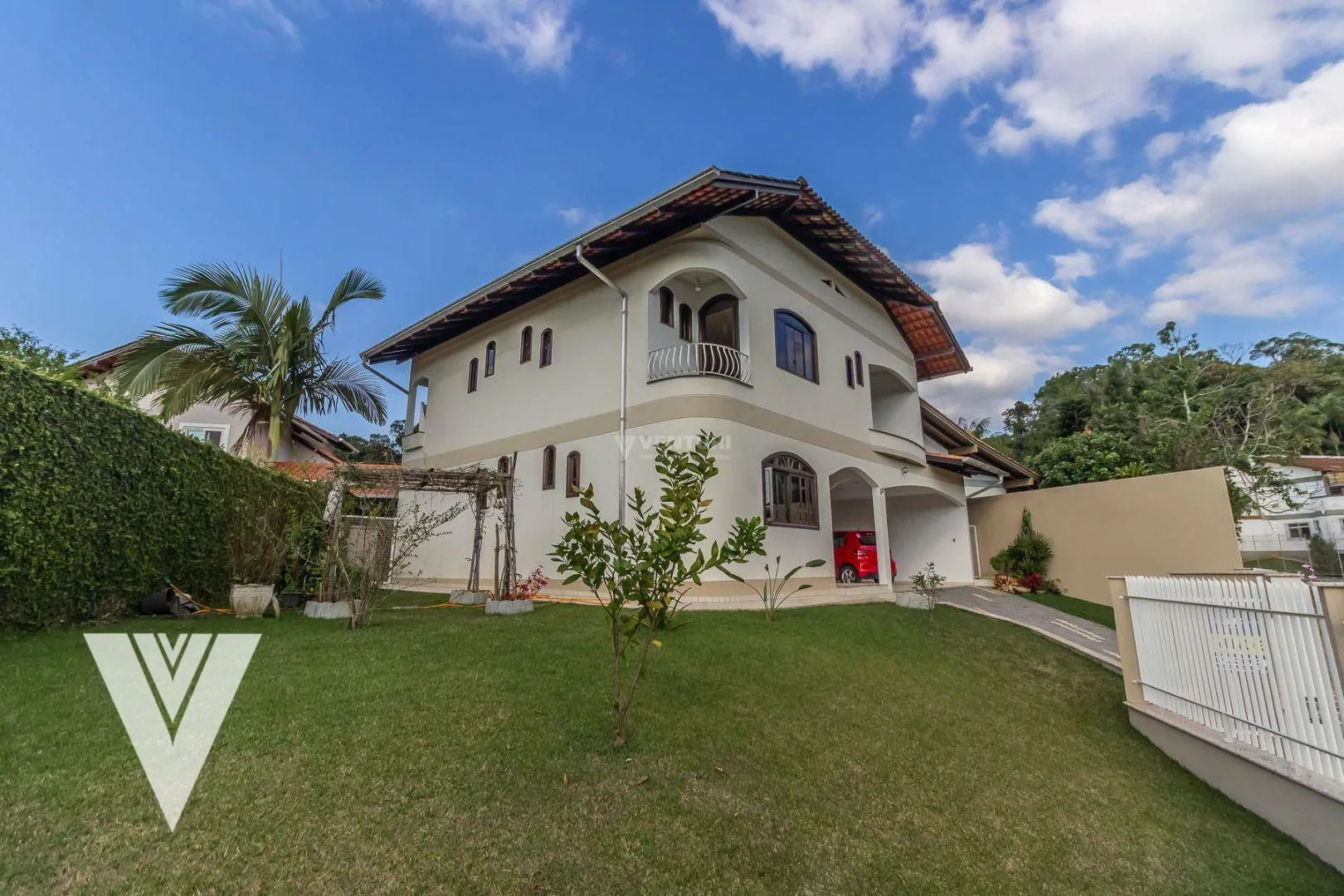 Casa com 4 dormitórios à venda, 242 m por R$ 1.900.000,00 - Garcia - Blumenau/SC - foto 1