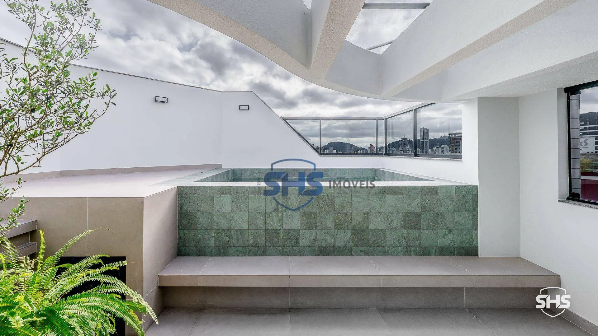 Cobertura com 3 dormitórios à venda, 244 m por R$ 2.350.000,00 - Jardim Blumenau - Blumenau/SC — foto 2