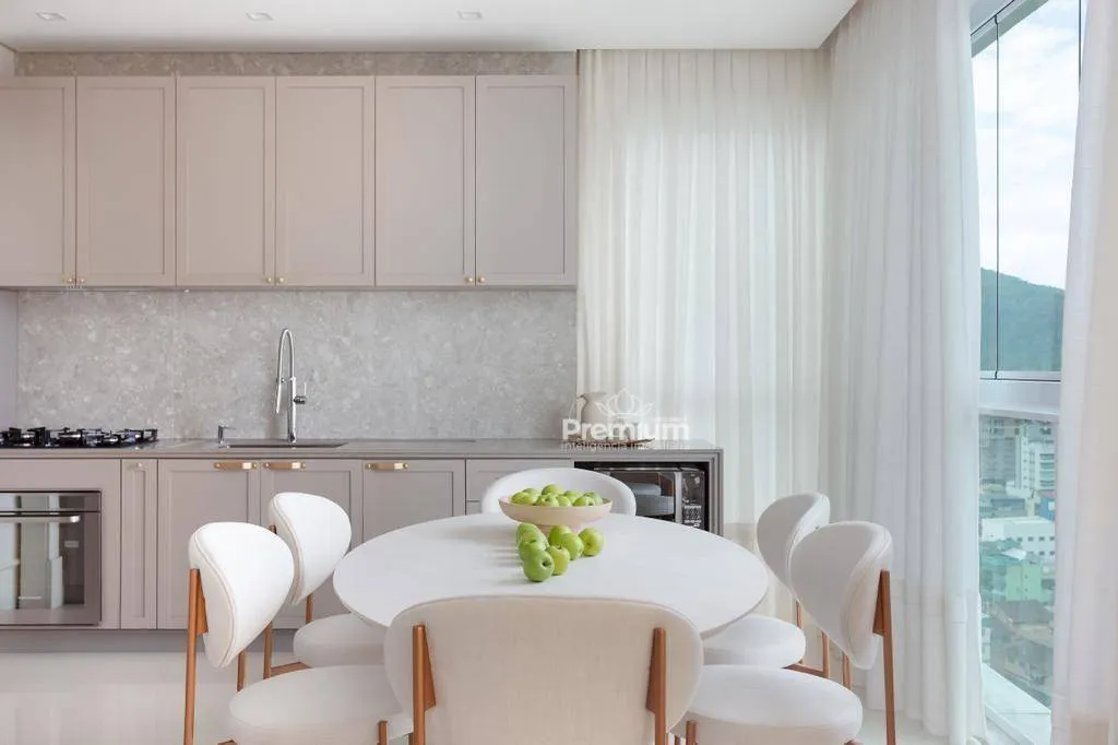 Apartamento com 3 dormitórios à venda, 141 m por R$ 2.975.000,00 - Centro - Zona 1 - Itapema/SC - foto 1