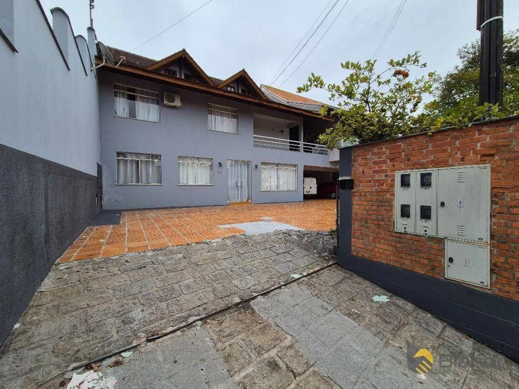 Casa com 8 dormitórios à venda, 350 m por R$ 1.750.000,00 - Bom Retiro - Blumenau/SC — foto 2