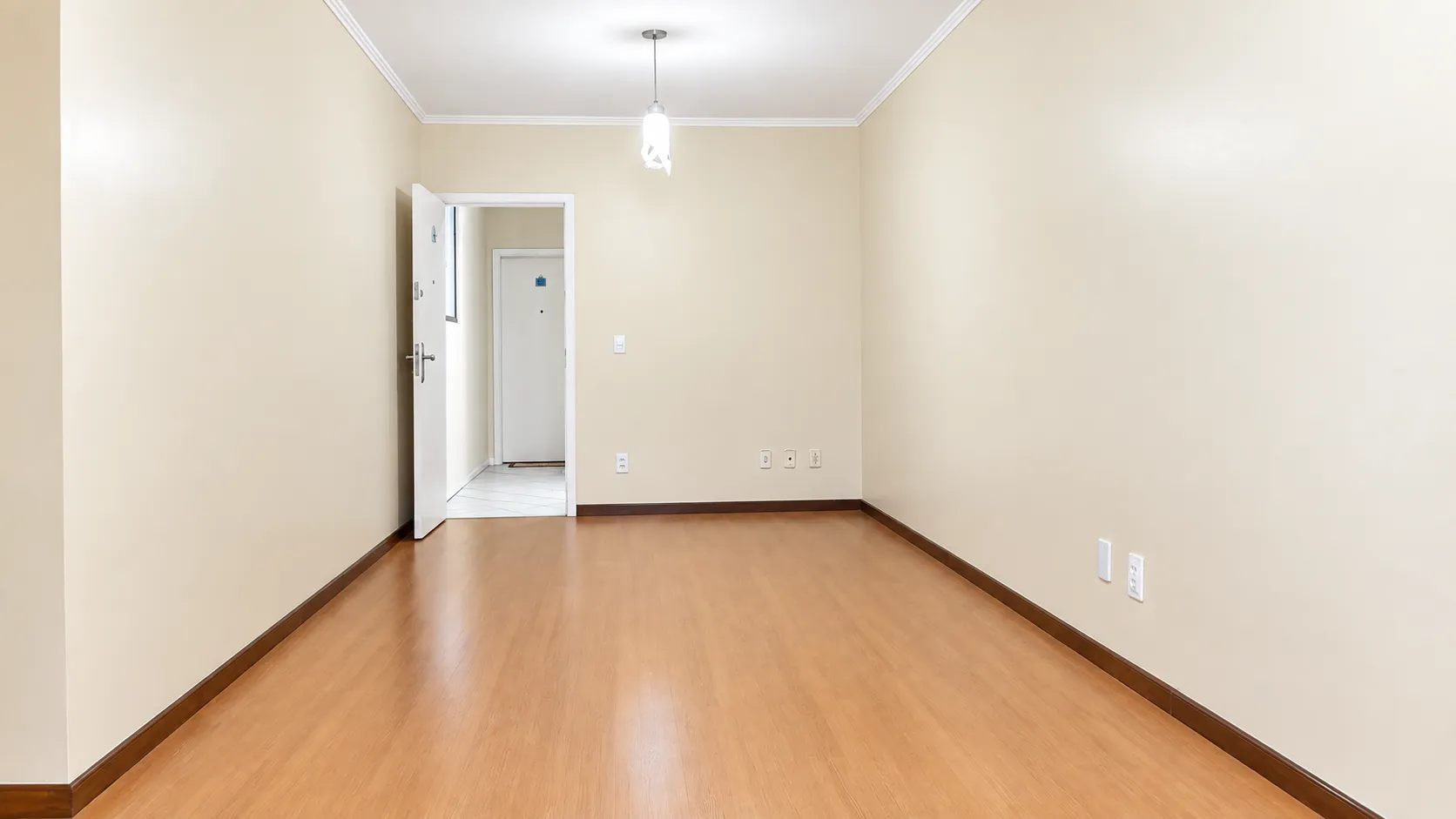 Apartamento à venda com 3 quartos, sendo 1 suíte, 1 vaga, 90m² na região do bairro Garcia, próximo à Rua Amazonas, Blumenau