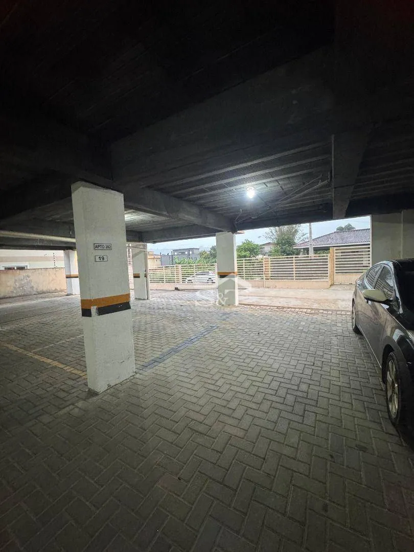 Apartamento mobiliado, sendo 1 suíte, ótima localização nos Inglese! — foto 5