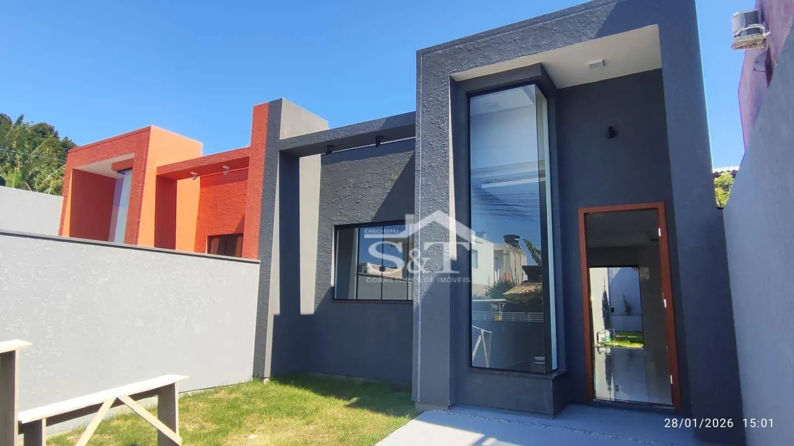 Casa com 2 dormitórios à venda por R$ 450.000 - São João do Rio Vermelho - Florianópolis/SC. — foto 2