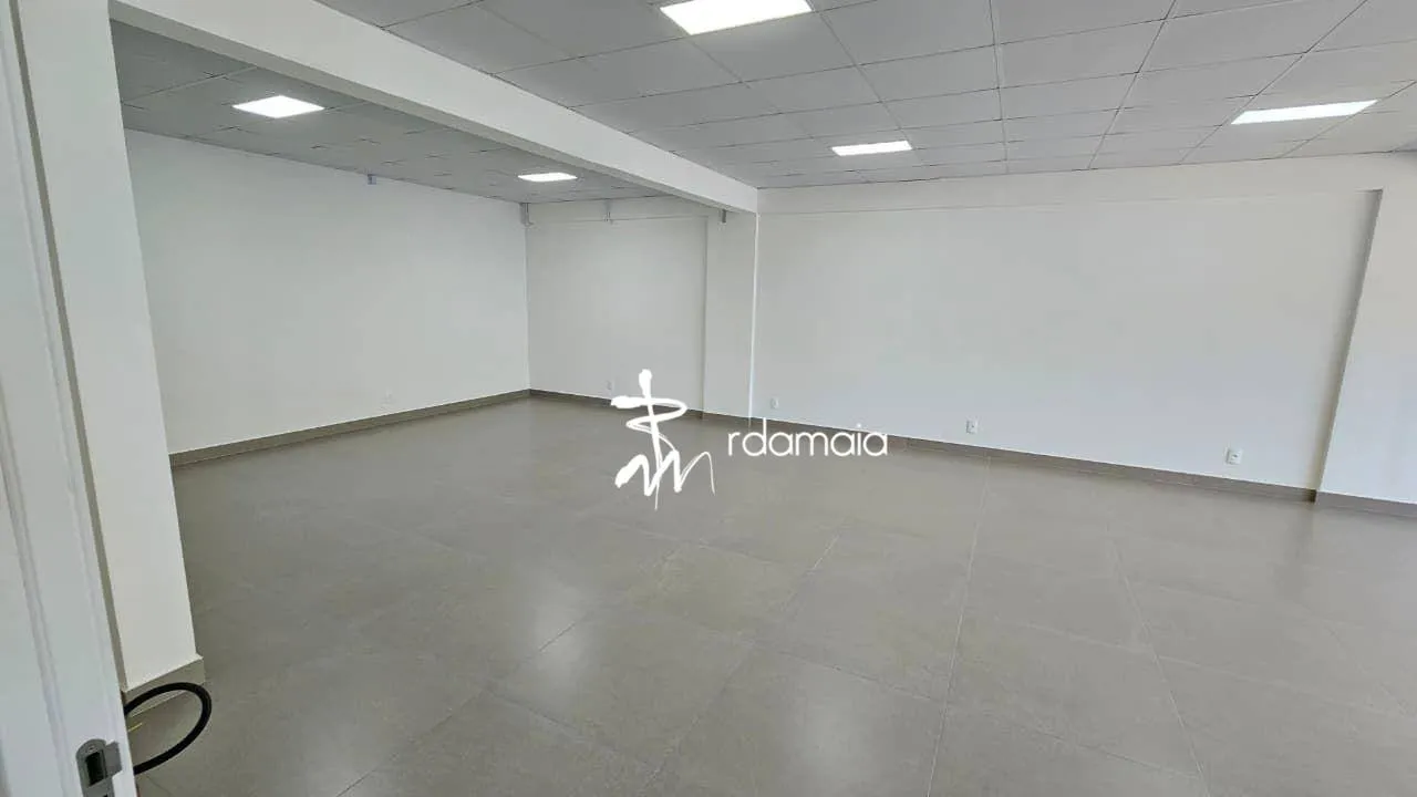 ?? SALA COMERCIAL! #RdaMaiaAluga Sala Comercial - Bairro da Velha (R Caçadores)?? — foto 3