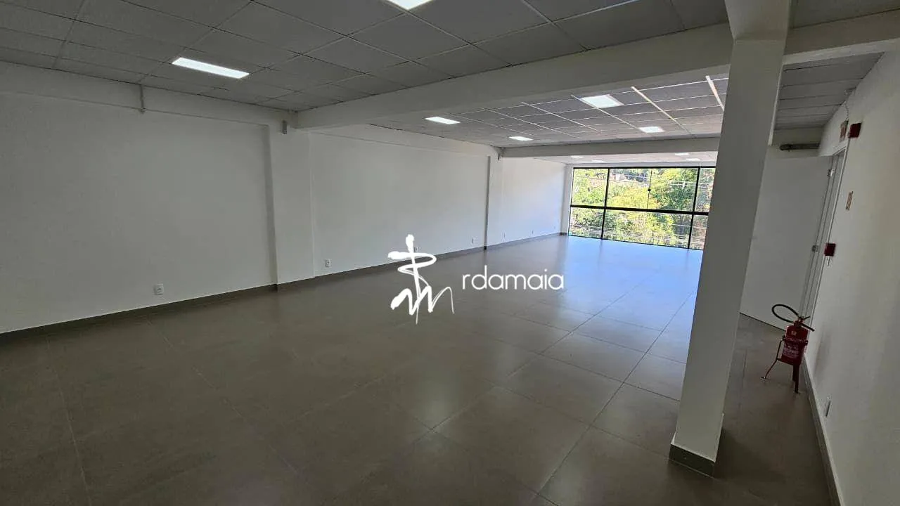 ?? SALA COMERCIAL! #RdaMaiaAluga Sala Comercial - Bairro da Velha (R Caçadores)?? — foto 5